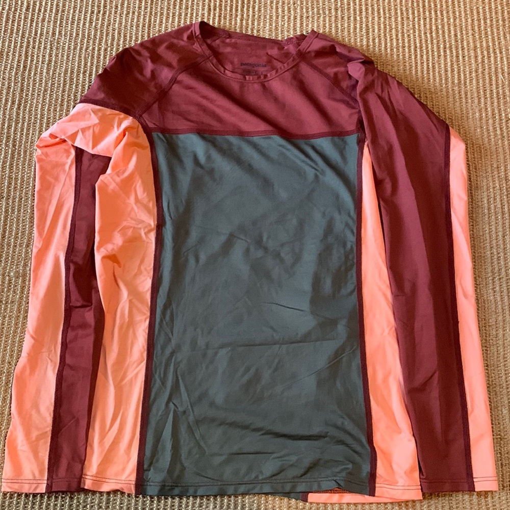 Patagonia Women’s Rashguard Small
